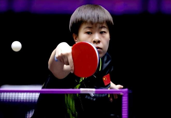 他以压倒性 他以压倒性