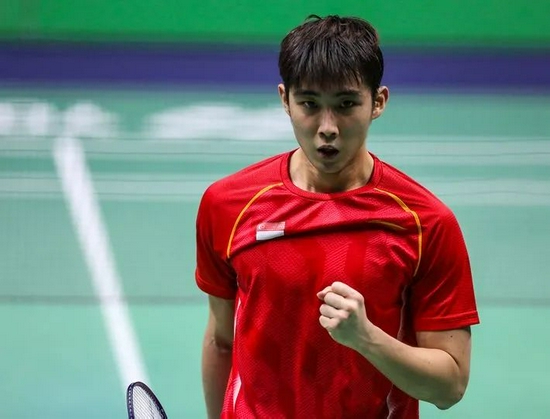 中多次陷入 中多次陷入