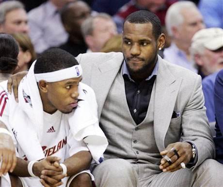 皇马身居要 皇马身居要